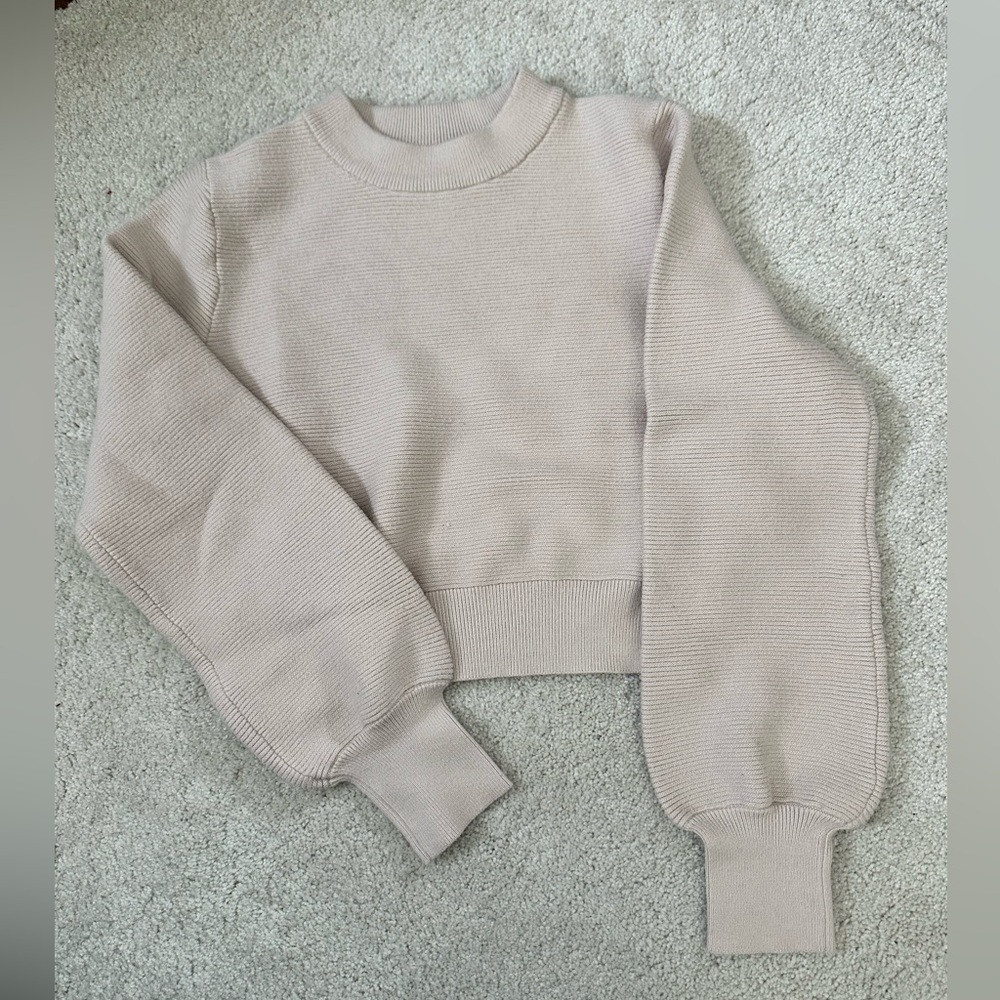 Cropped Balloon Sleeve Sweater